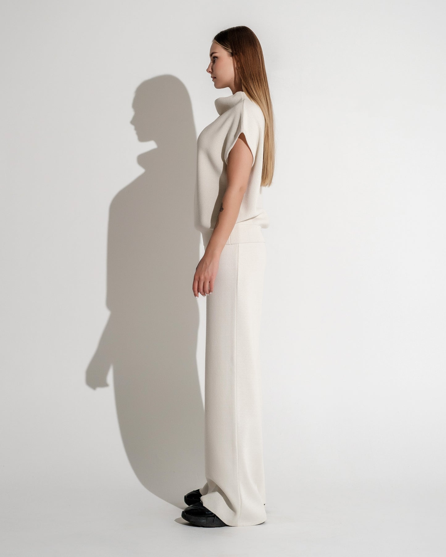 COWL VEST RIBED TRIM IN OFF WHITE