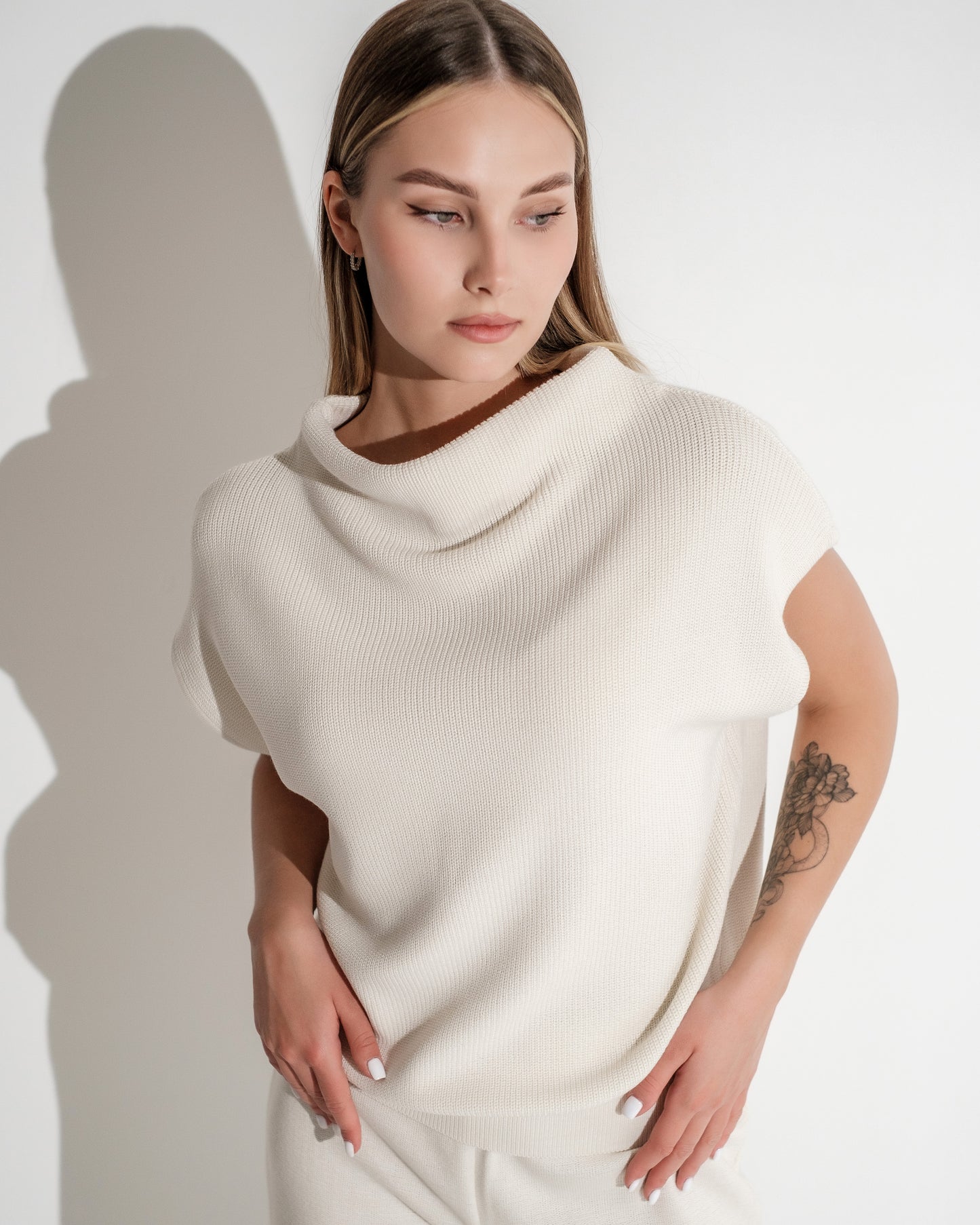 COWL VEST RIBED TRIM IN OFF WHITE