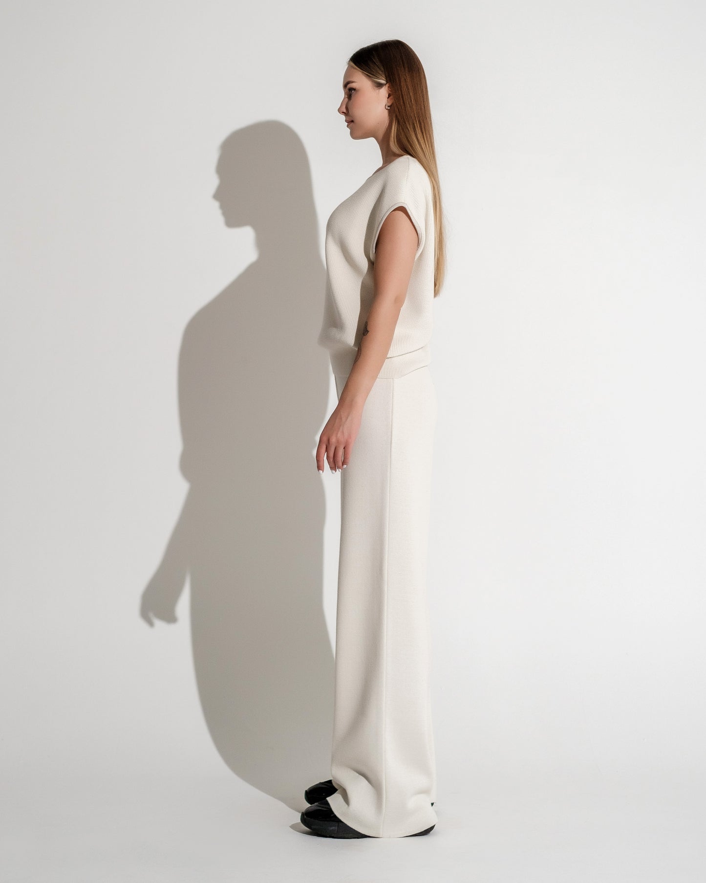BOATNECKED- VEST