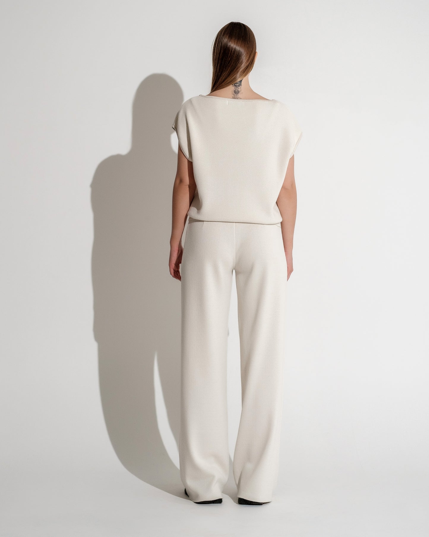 BOATNECKED- VEST