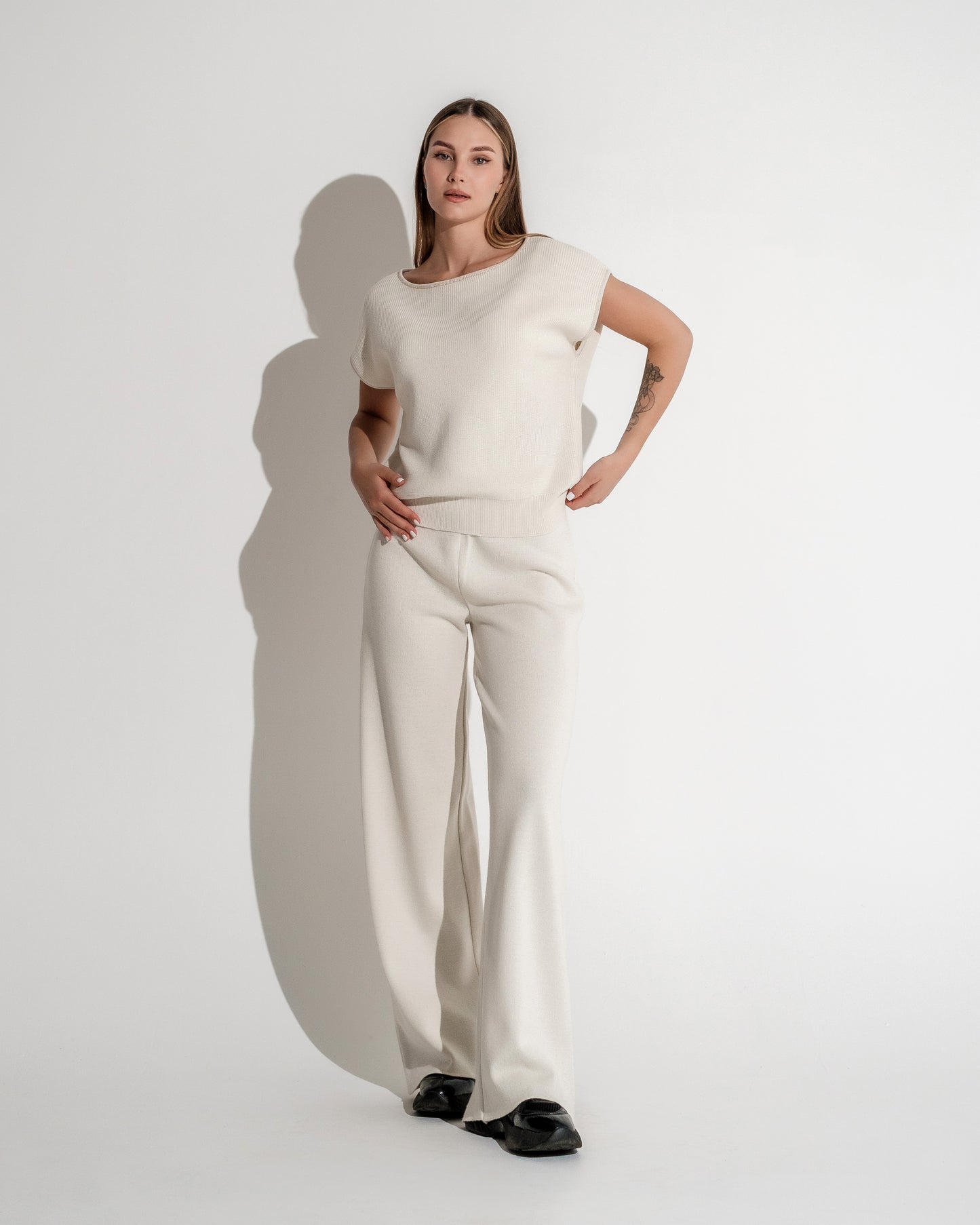 BOATNECKED- VEST