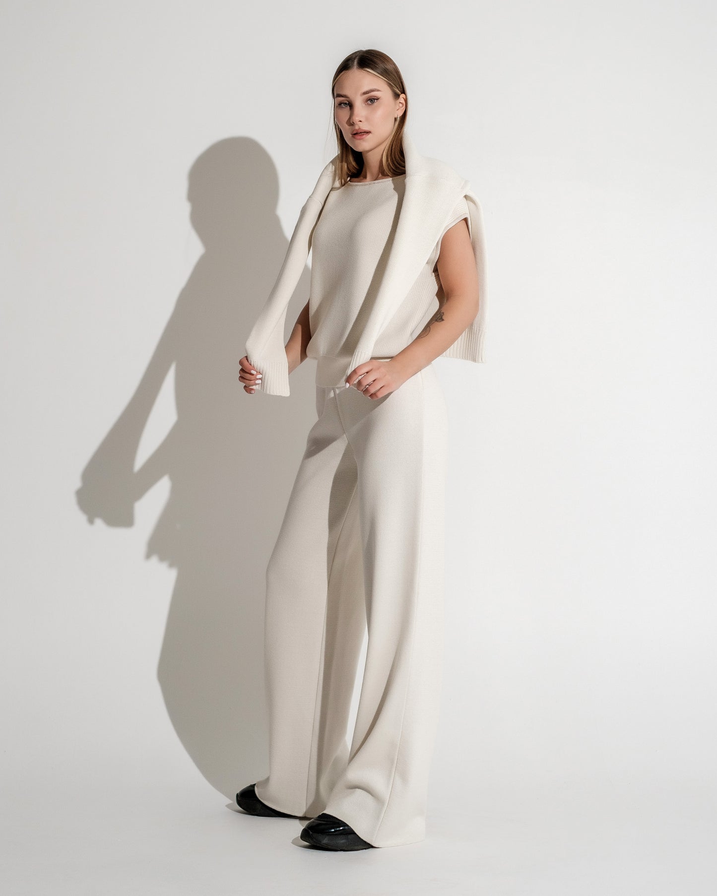 BOATNECKED- VEST