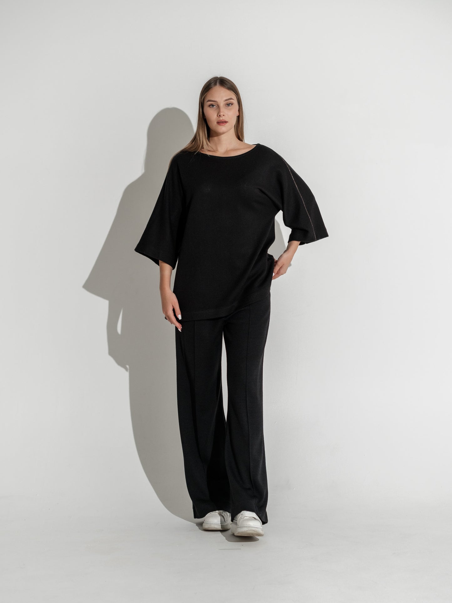 TUNIC IN BLACK