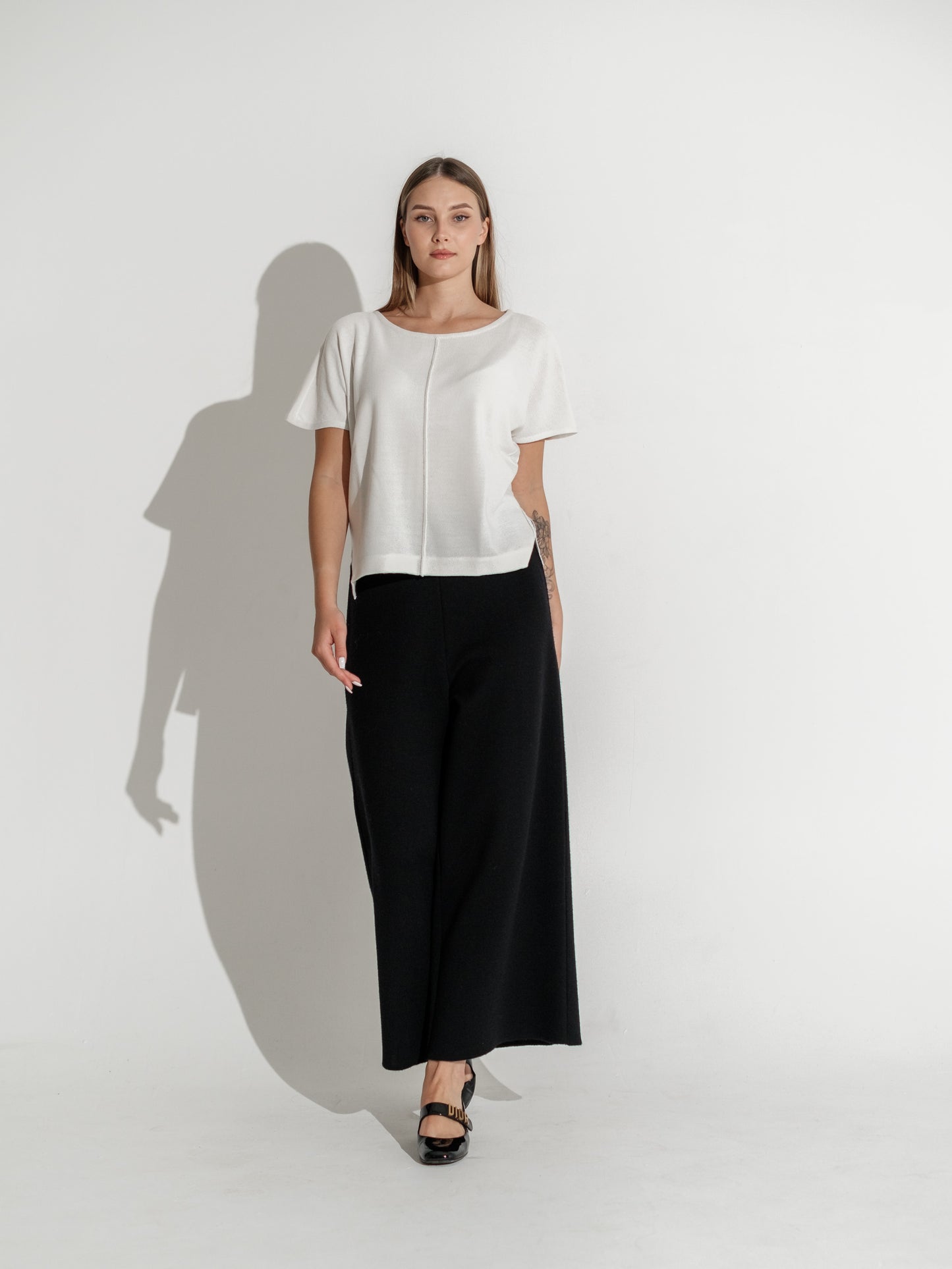 OFFICE TOP IN SNOWWHITE