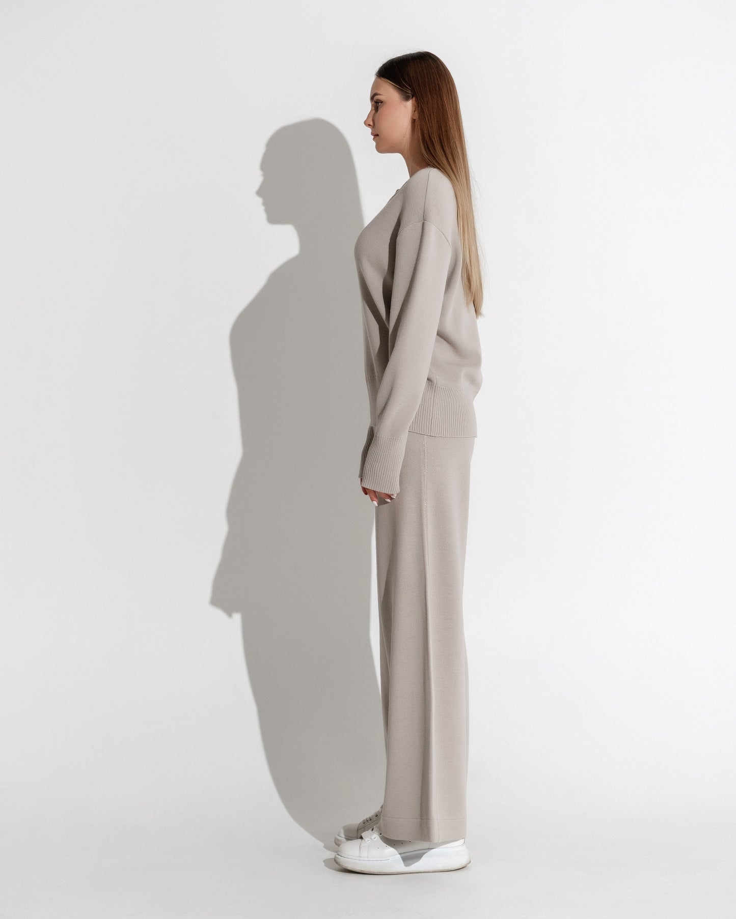 ROUND NECKED SHORT JUMPER