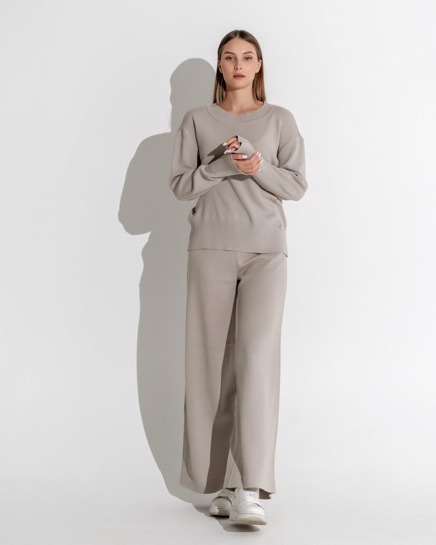 ROUND NECKED SHORT JUMPER