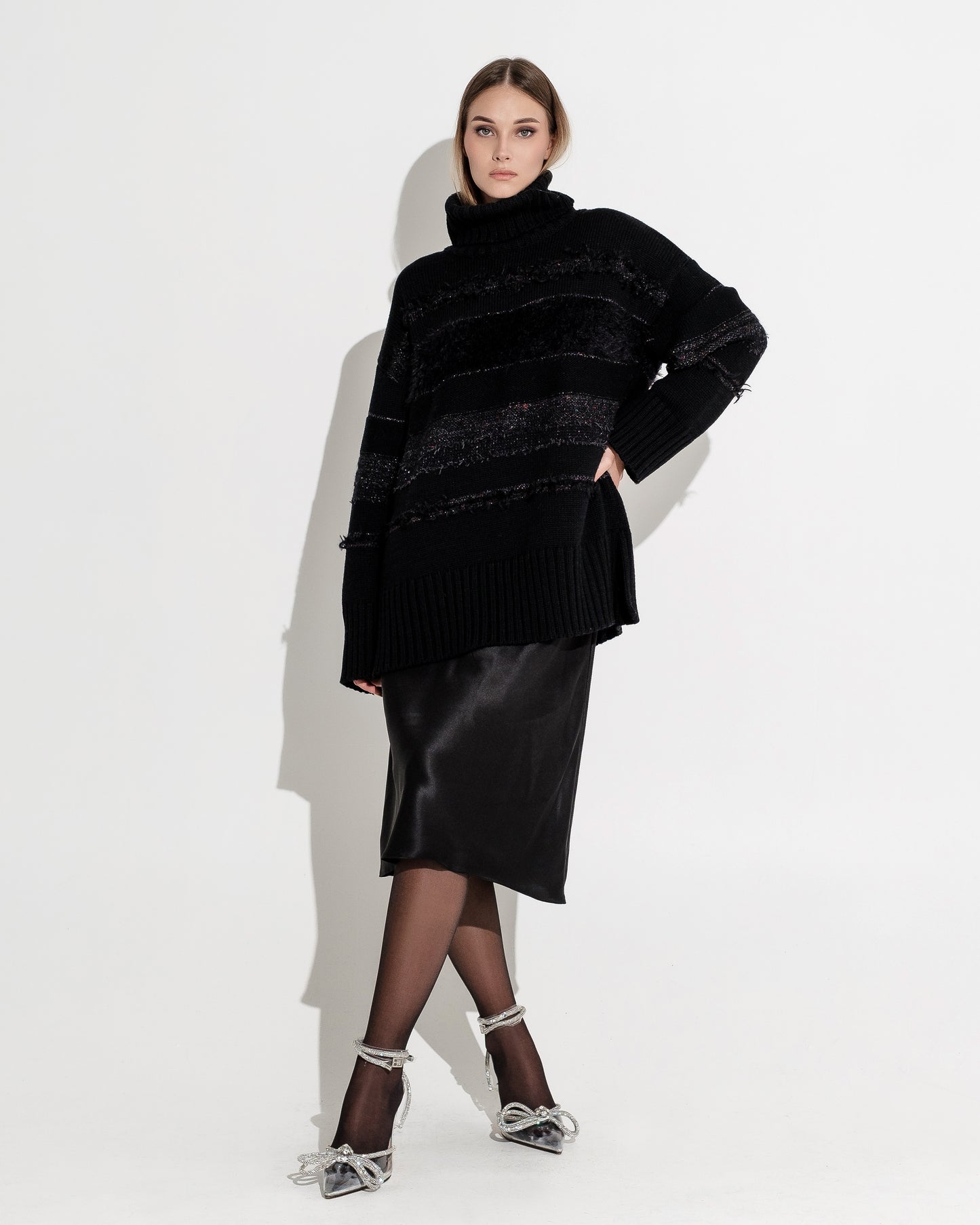 ROLL NECKED OVERSIZE