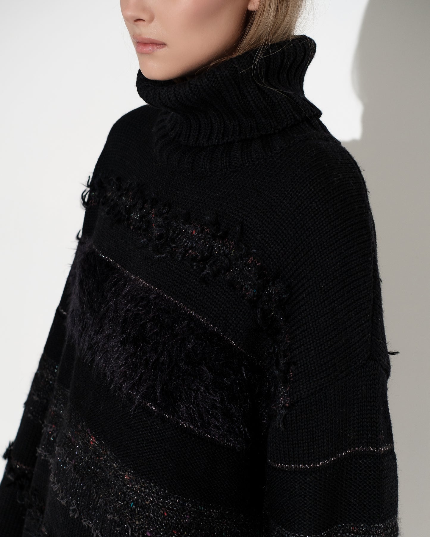 ROLL NECKED OVERSIZE