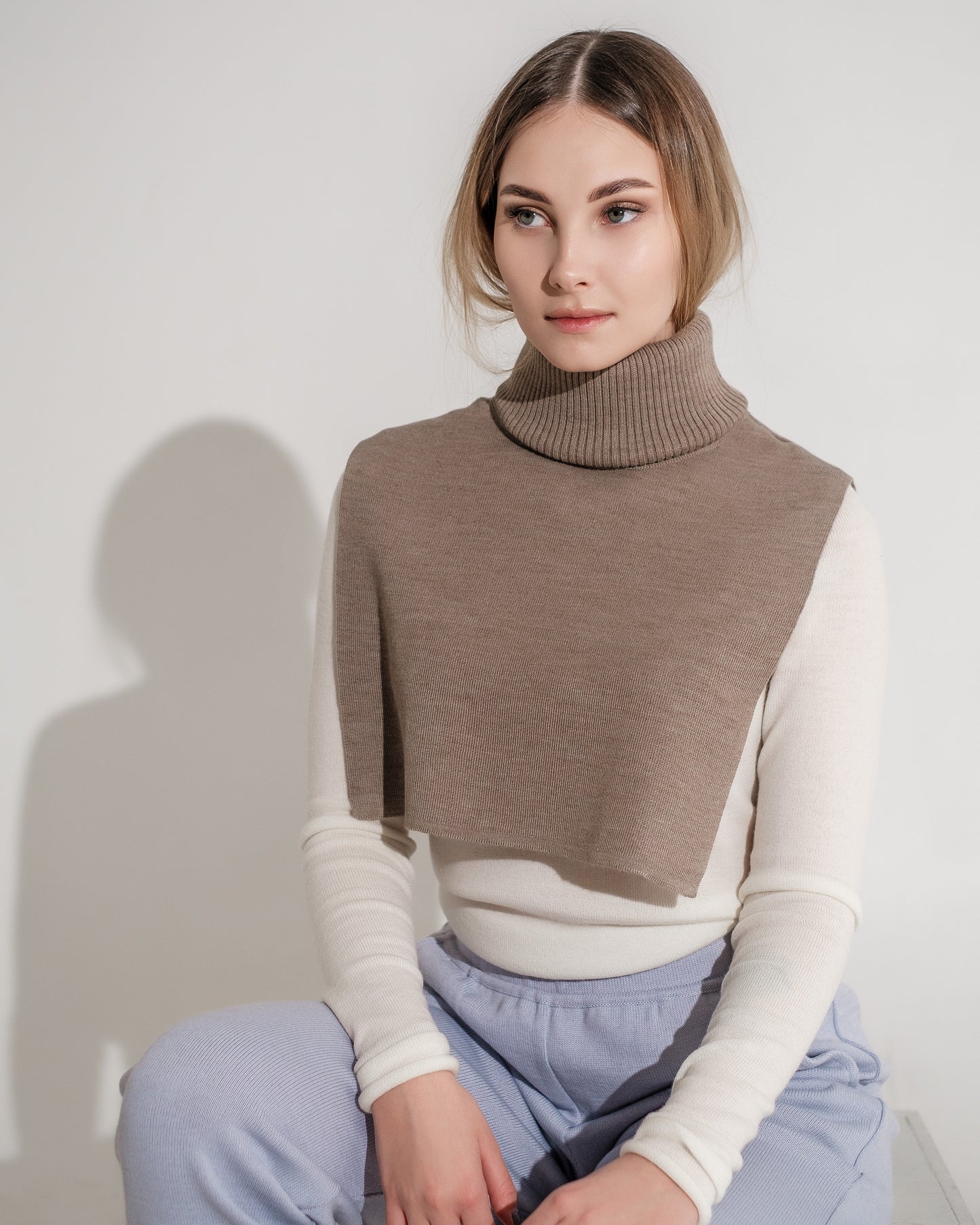 ROLL SCARF in camel