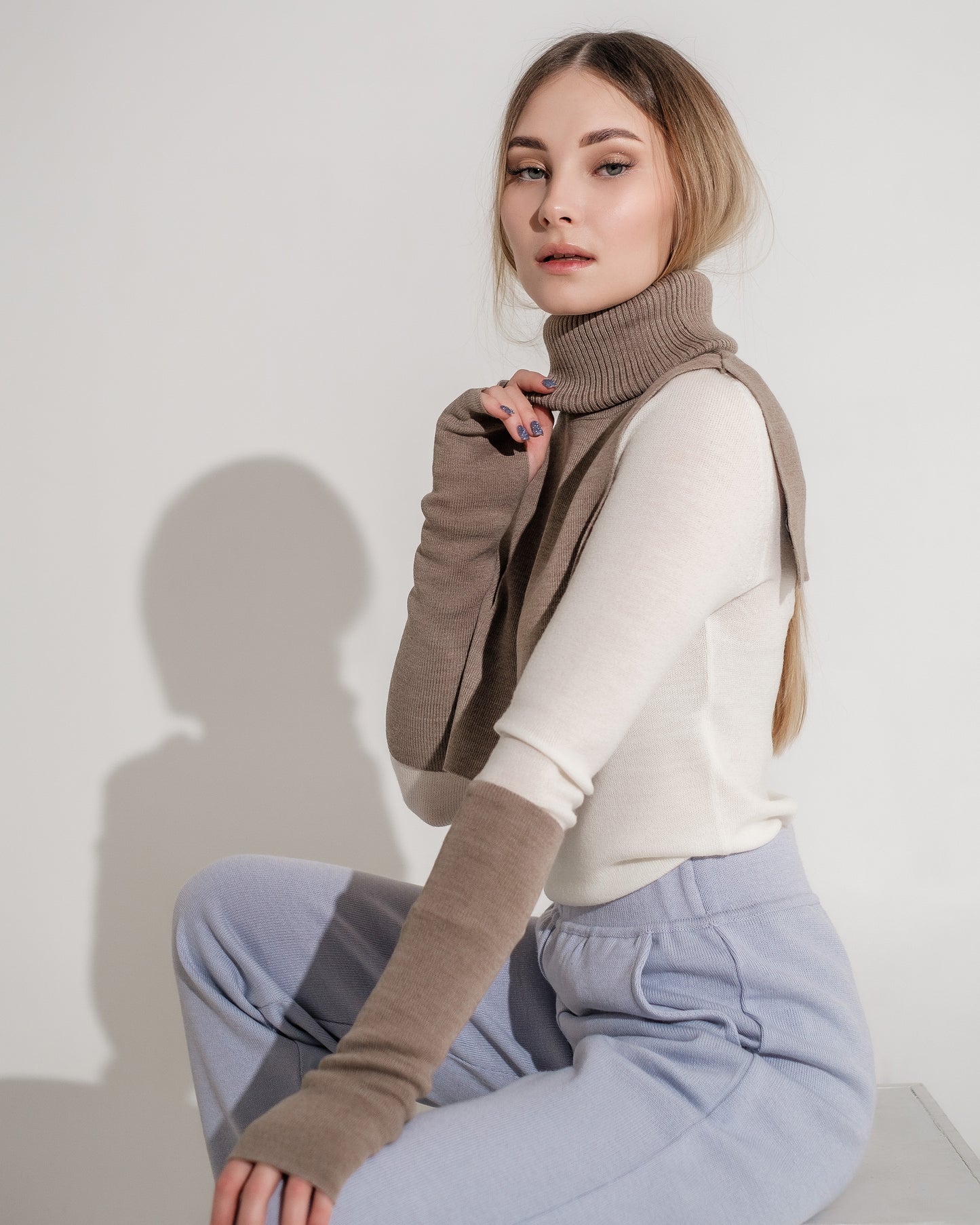 ROLL SCARF in camel