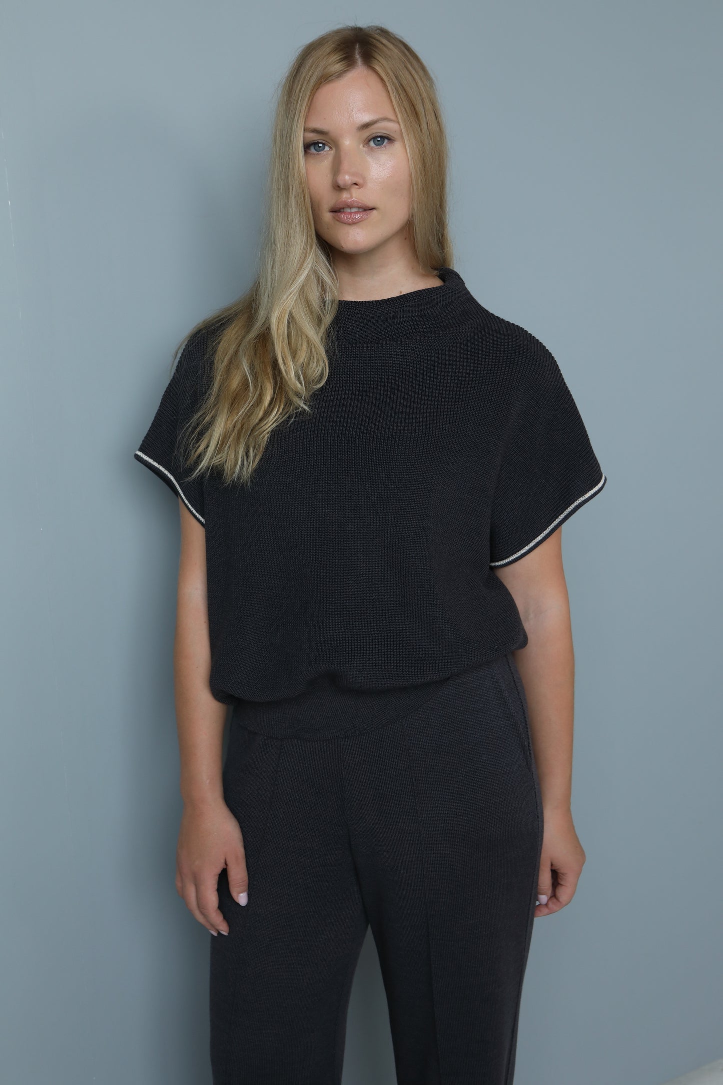 COWL NECKED VEST in antrachite