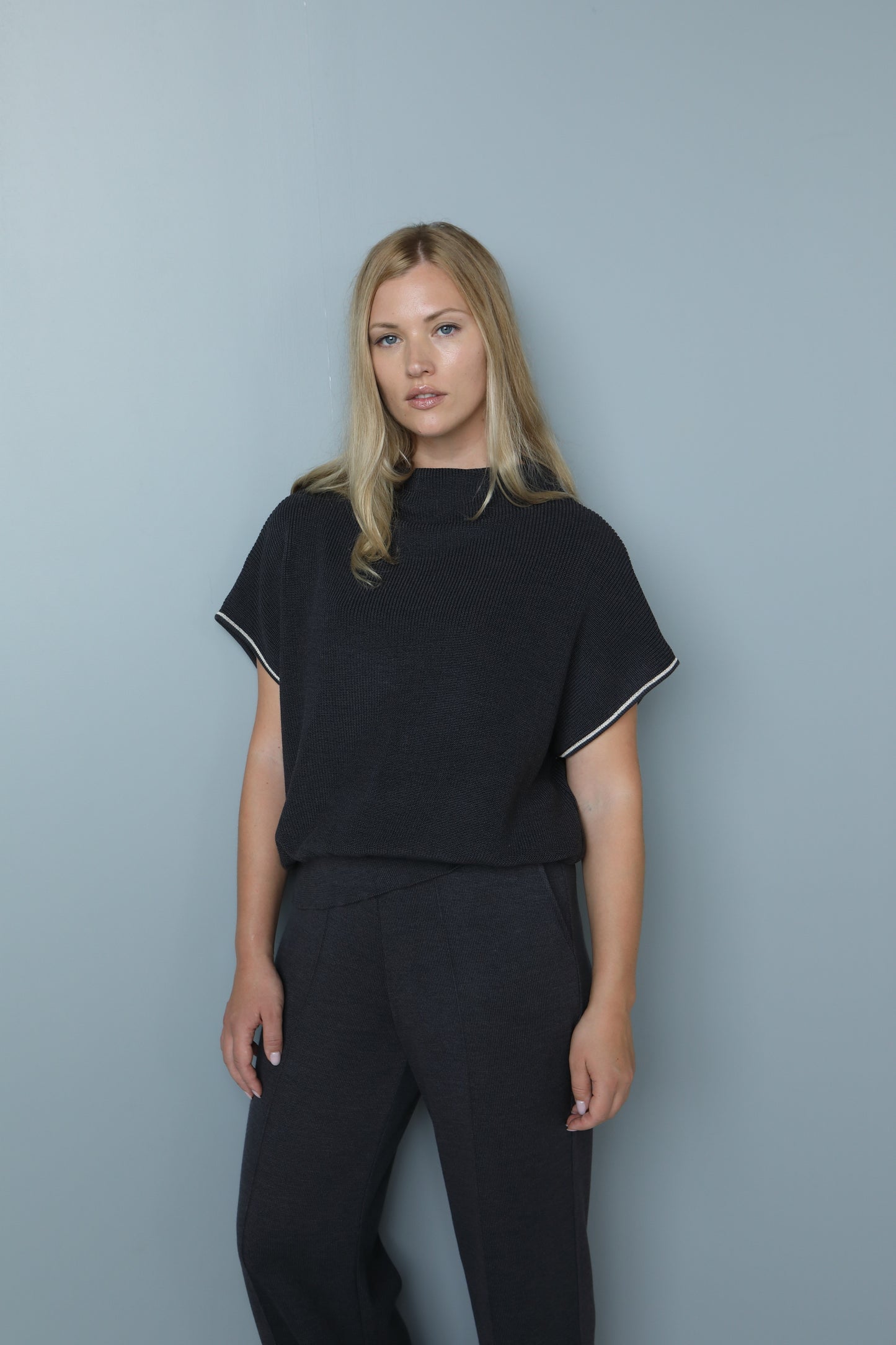 COWL NECKED VEST in antrachite